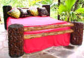 Click here to see more about this extraordinary carved Mkonde bed.